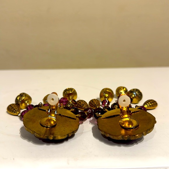 80s style Vintage Dalessio Design Chicago Purple & Gold Dangle Earrings Clip Ons - Picture 6 of 8